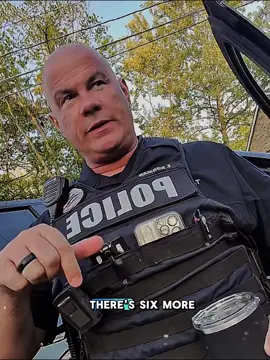 Good morning from the bus stop!#vairal #foryoupage #vairal_video_tiktok #policeofficer #police #cops #fyp #viral 