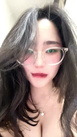 Отберите у меня эти маски в тик ток 😭😭 