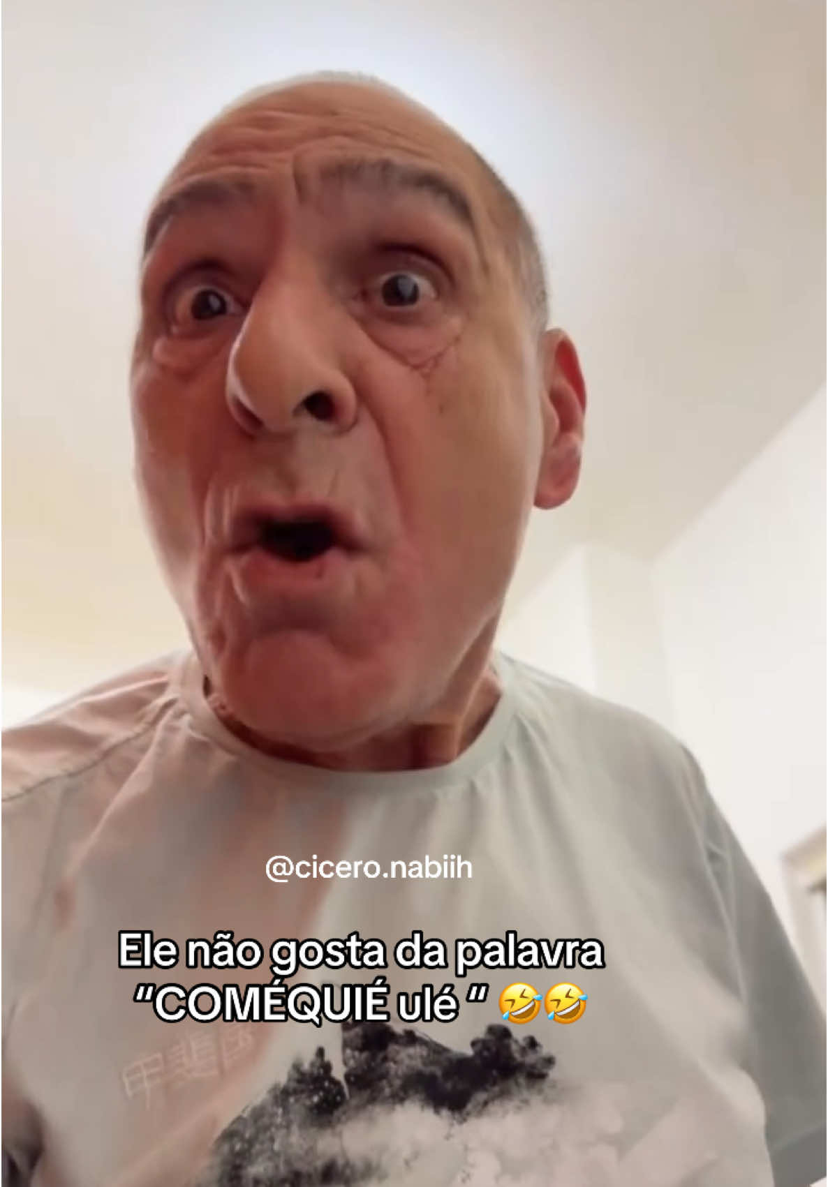 COMÉQUIÉ ulé  #vius #amigos #viral_video #fyyyyyyyyyyyyyyyy #explore #memestiktok #famili #tik_tok #blog #arabe #pegadinha 