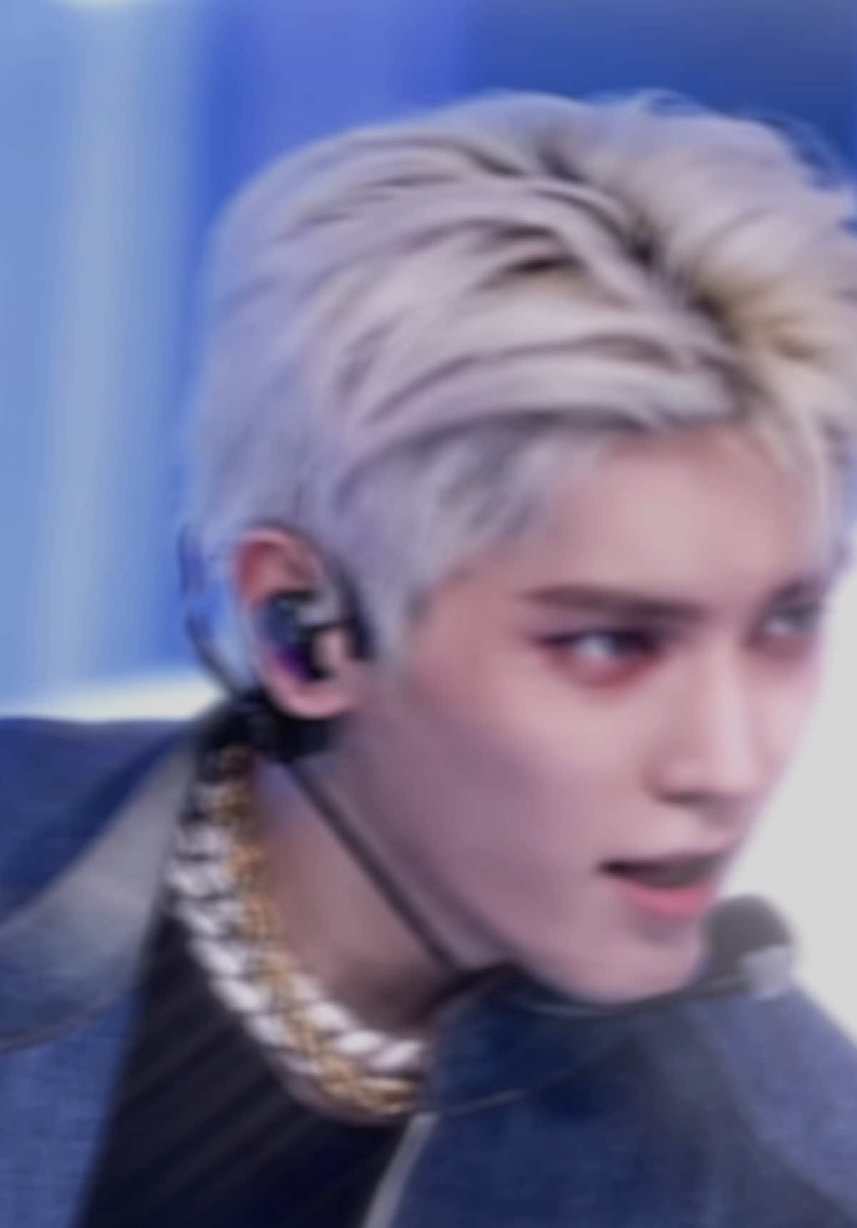 oh freakyong... #taeyong #twincult #taeyongedit #nct #nctedit @liv @cherry🍒 @mari @soph ʕ •ᴥ•ʔ @kੈ✩‧₊˚. @bubu’s #1 fan @. @💚 NEOCROPS 💚 @📼 @1ovetheory @a (sunwoo’s gf) 🍏 @adri @justice @mauve @mer || molo 4/7!! @nay⁵ @yutashots 