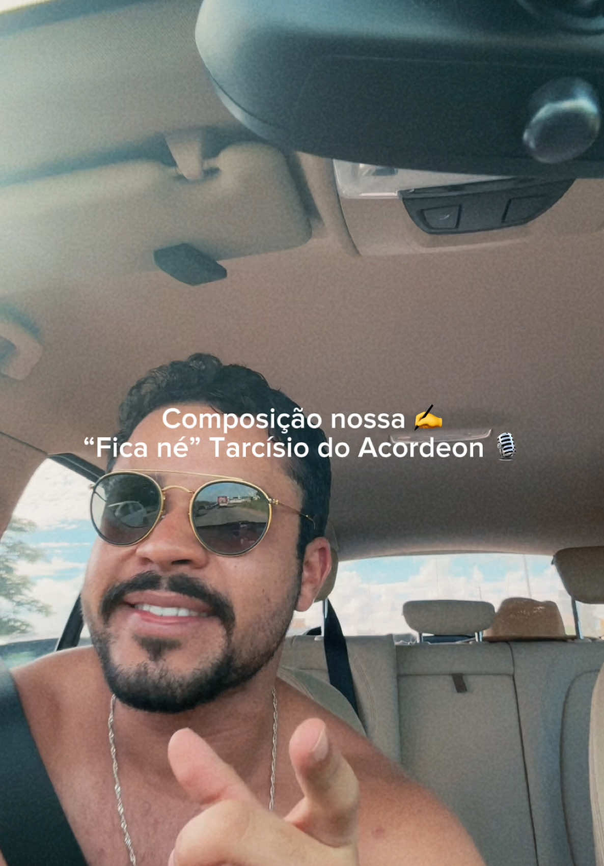 Essa aqui é composição nossa ✍️ #ficané @Tarcísio do Acordeon ❤️