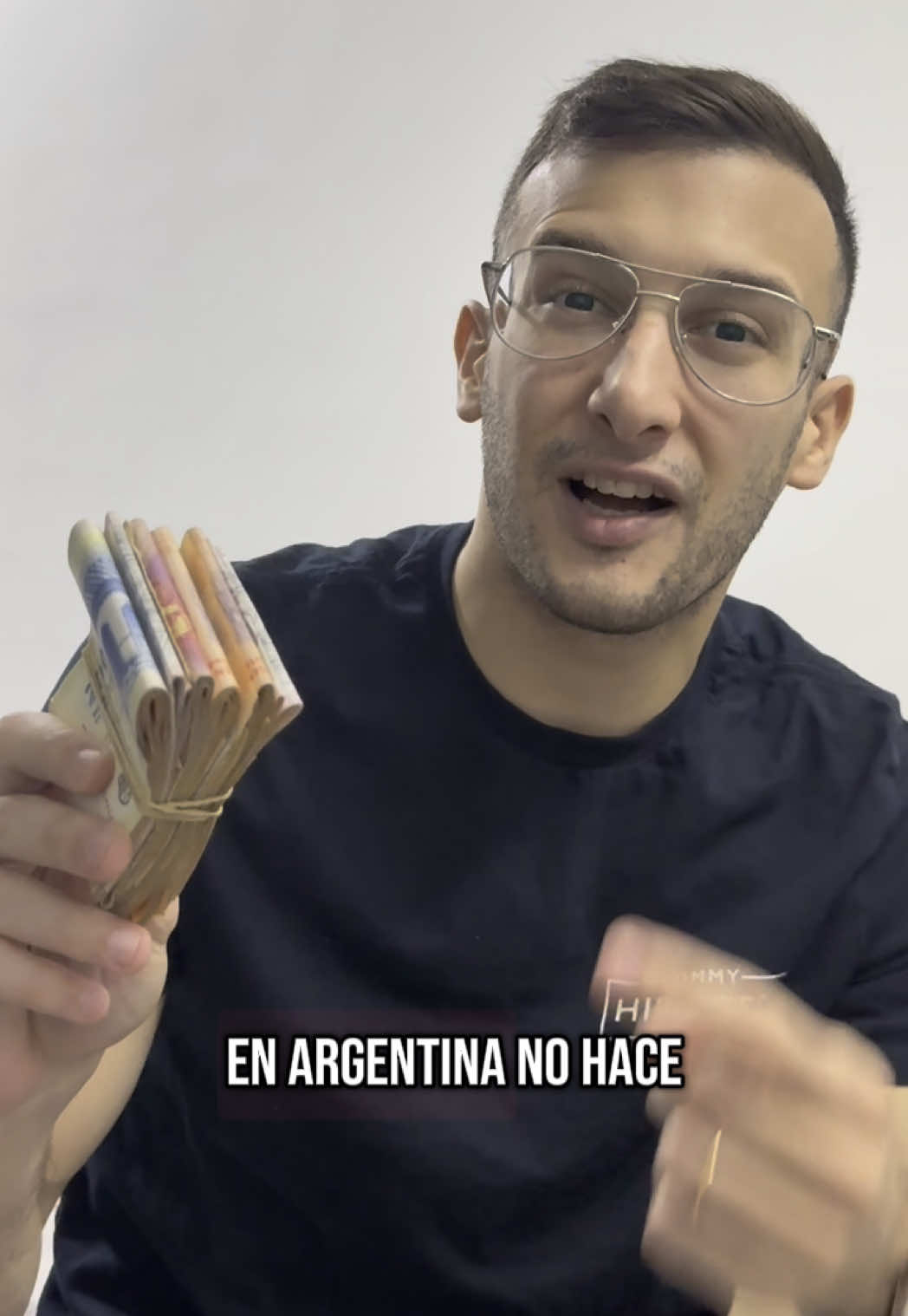 #inversiones #emprender #emprendimiento #auriculares #mayorista #minorista #smartwatch #plata #dinero #ganancia #vender 