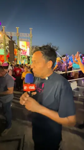 #Viral pero mira a quien me volví a. Encontrar en la Imposición de bandas a mis amigos @Eldebarajuste2.0 comedia pura! #puracomedia