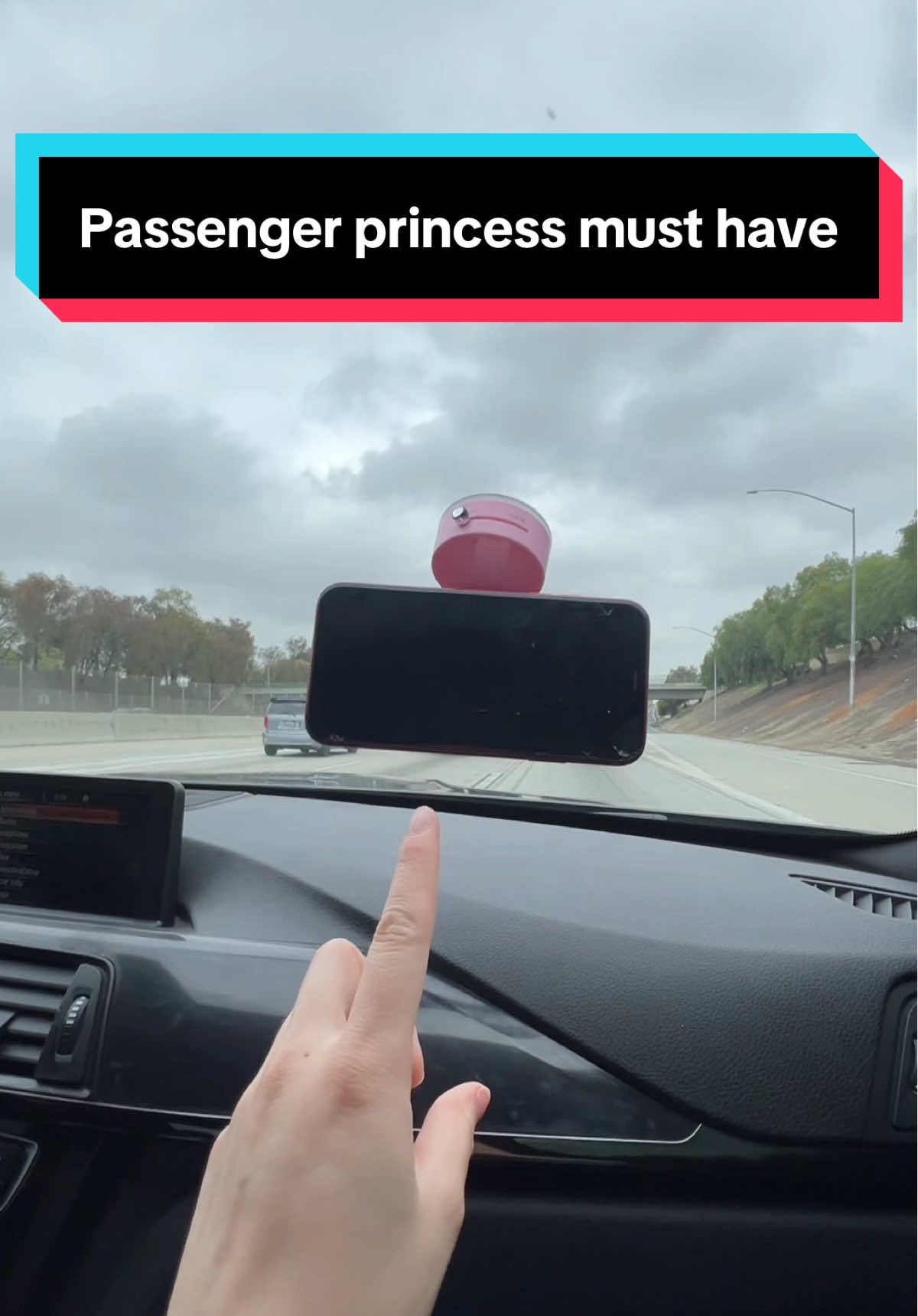 road trips with this>> #phonemount #caraccessories #phoneholder #gf 