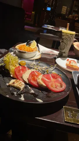 #oran #santorinorestaurant #foodtiktok #FoodLover #tiktokalgeria #algrien🇩🇿 #tiktoklongs 