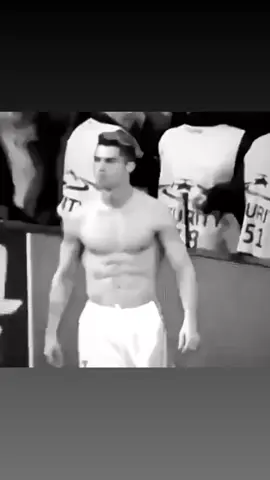 #cristianoronaldo #ronaldo #fyp #tiktok #foryoupage #goviral #foryou #trending #اكسبلور 