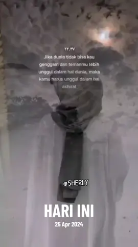 Dunia fana..🙏 #allohumabarik #fyp #fyppage #fypviralシ #lewatberanda #story #4u #doamalam 