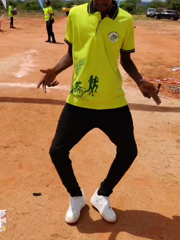 Wamtelezz#dance98 #dancer #kenyantiktok🇰🇪 #lukenyauniversity #fypviralシ #realmjaydancer @Teacher Jay @@Katrina🤍 @Dave254😎 @💫✨❤️‍🔥Moelly💫✨❤️‍🔥 @willy willis✝️  dc@Mikey🇰🇪 