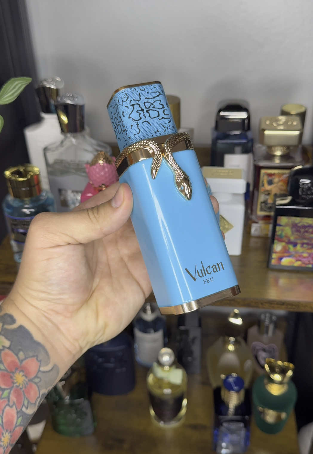 Blind buy unboxing Vulcan feu 😮‍💨🔥🥭#fragrance #fragrancetiktok #perfumes #perfumetok #cologne 