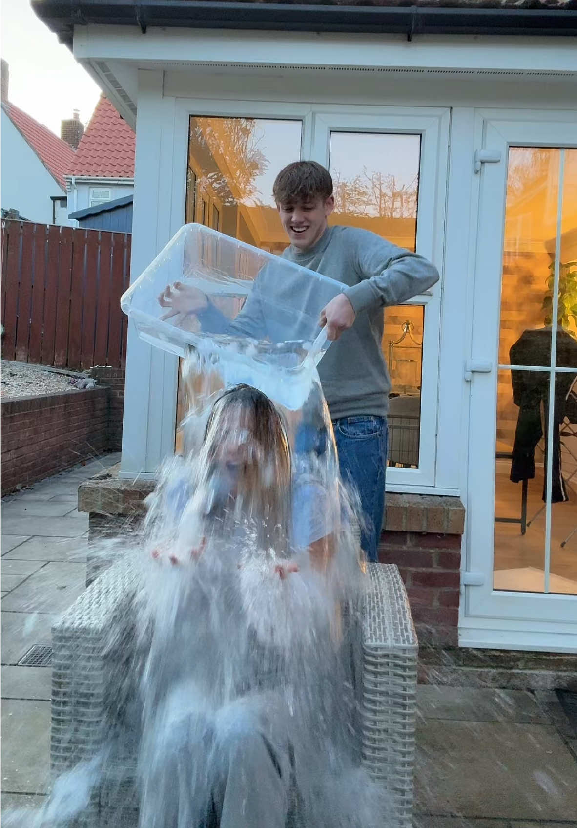 USC speak your mind ice bucket challenge! I nominate @Owen lazenby💫 @ami🤍 @gianna you have 24 hours 