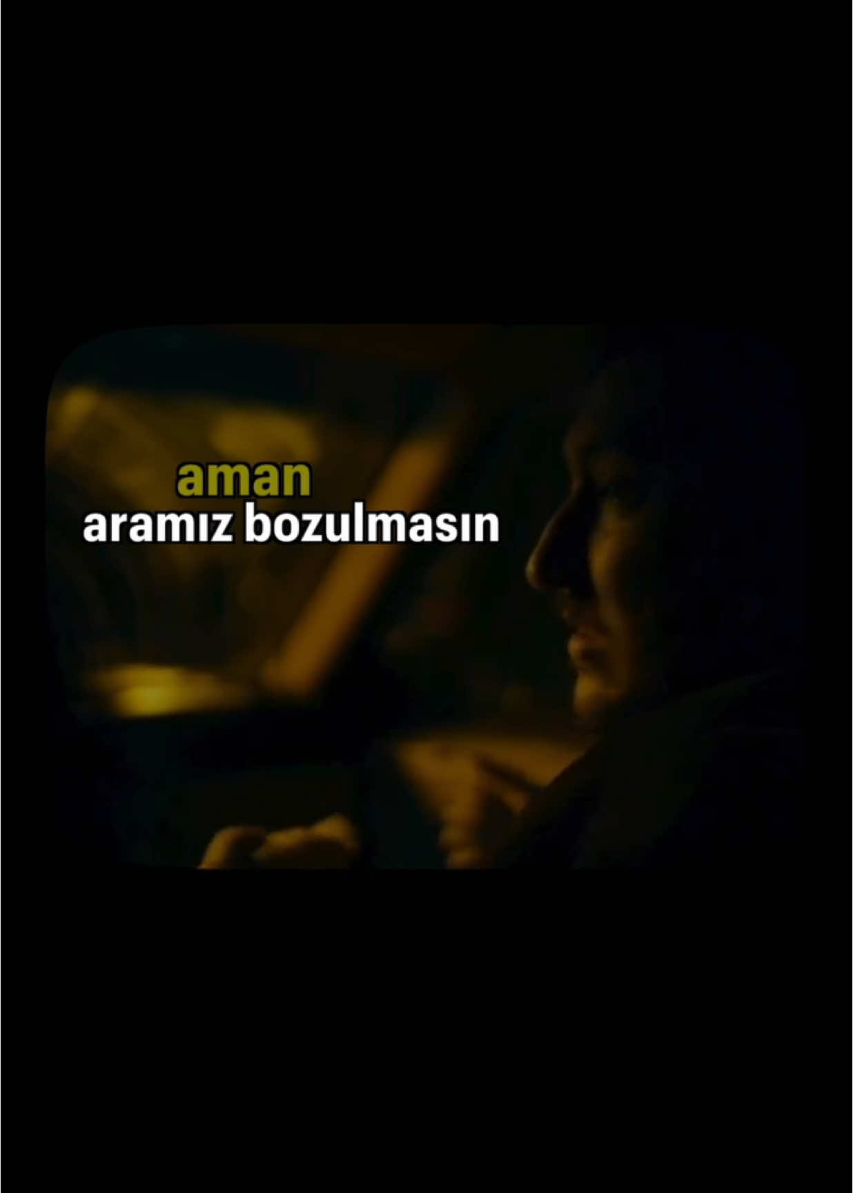 Sen kimsin de beni yargılıyorsun