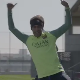 voltei...me sigam no insta:gseven7ref  #neymar #fyp #skills #skillsfootball #barcelona #viralizou #crescernotiktok 