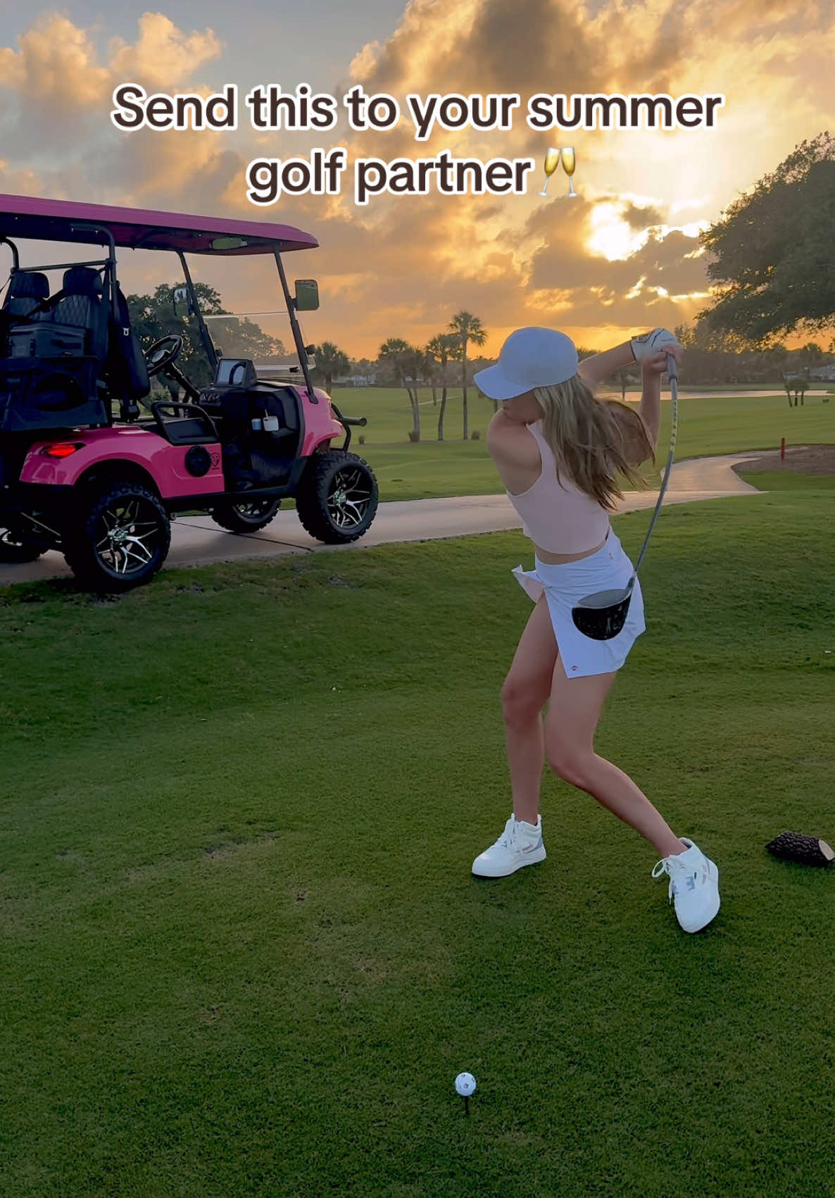 Sunset, swings, & sips⛳️🥂 Who is your summer golf partner?🔥@EA Carts  #golf #golfswing #Summer #sunset