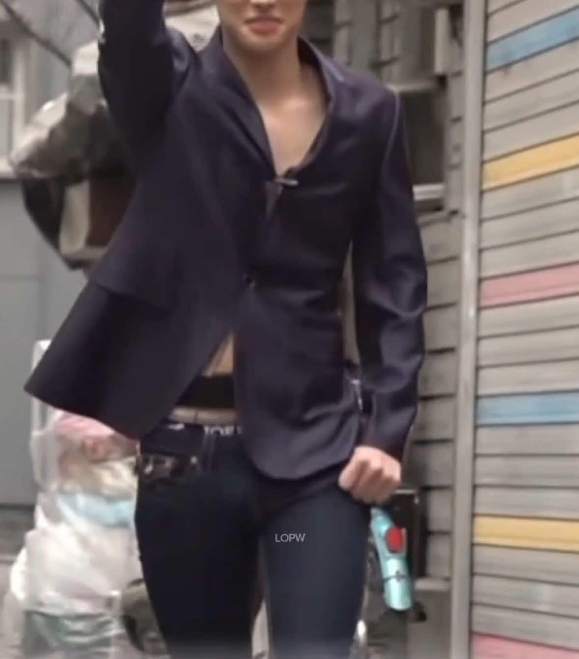 thighs thighs thighs #mingi #ateez 