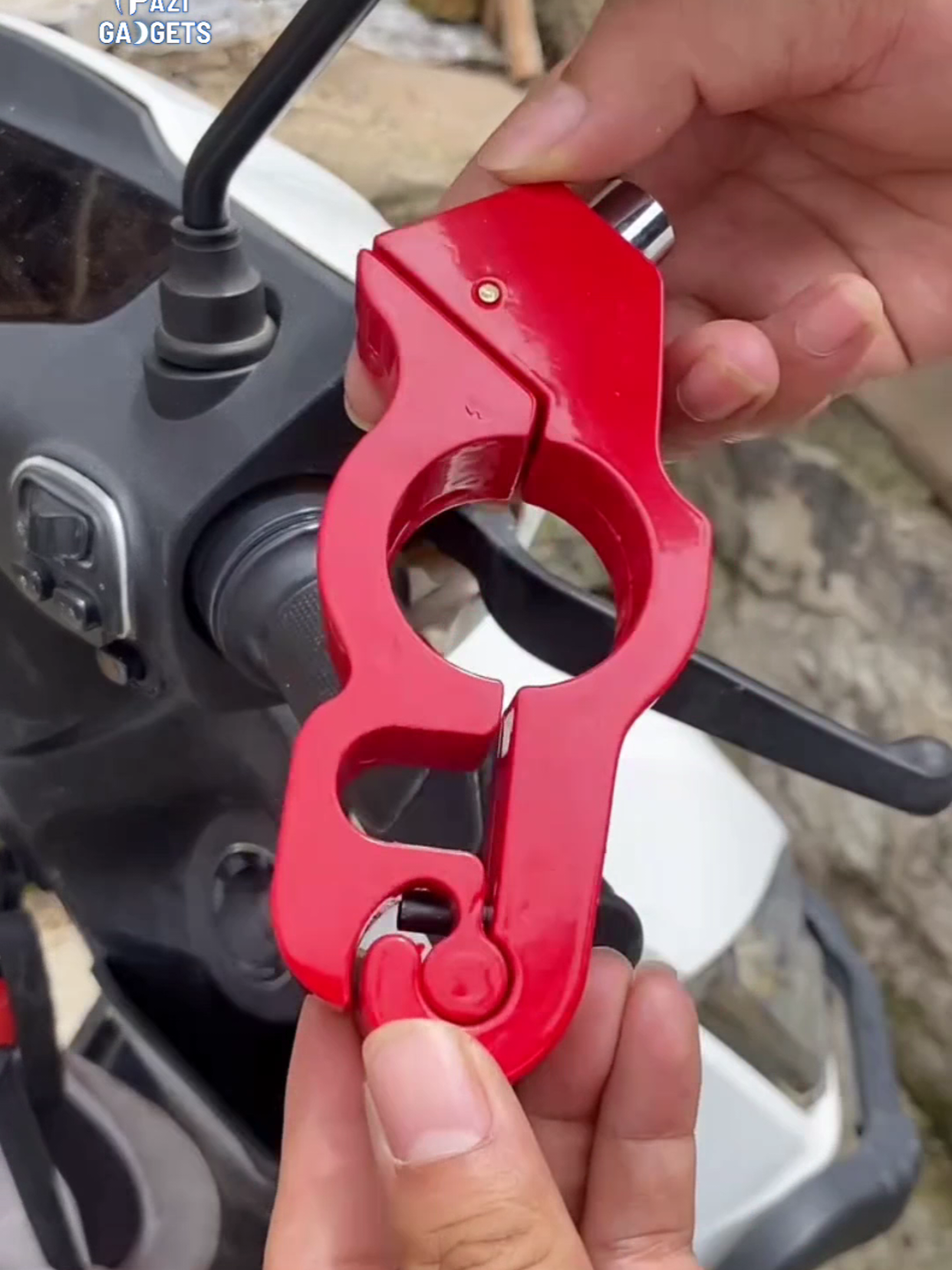 Motorcycle Break Lock Purchase Link in Bio #viral_video #amazonfinds #fyp #foryoupage #viral #foryou #gooditems #amazongadgets #besthomeitems 