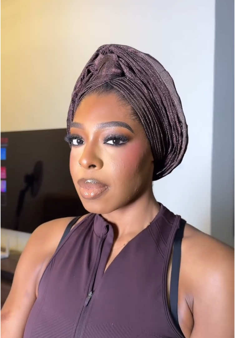 𝑻𝒊𝒆 𝒕𝒉𝒆 𝒇𝒂𝒗𝒐𝒓𝒊𝒕𝒆 𝒘𝒂𝒚 𝒘𝒊𝒕𝒉 𝒎𝒆✨💯 Gele @favorite_gele ✨ MUA @bukkyslay_ ✨ 𝒎𝒂𝒌𝒆 𝒆𝒏𝒒𝒖𝒊𝒓𝒚 𝒂𝒏𝒅 𝒃𝒐𝒐𝒌 𝒚𝒐𝒖𝒓 𝒔𝒍𝒐𝒕 𝒇𝒐𝒓 𝒕𝒉𝒆 𝒎𝒐𝒏𝒕𝒉  #geletutorial #nigerianfashion #africanculture  #GeleStylelnspo #trends   #viral #vir#viralvideosleartistinlagos  #explorepage✨ #WeddingGelelnspo #GeleTutorials #tutorials #geletutorial #fyp #favo_ritetouch