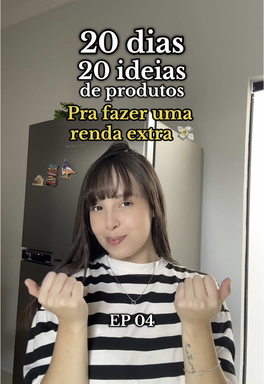 20 dias, 20 ideias de produtos pra fazer uma renda extra - EP4 Tortinha de limão🍋‍🟩  Ingredientes:  2 Leite condensado  2 creme de leite  150ml de suco de limão  O pacote todo de biscoito maisena (os três pacotinhos que vem no pacote😂) 3 colheres de cheias de margarina (derreter por 20 a 30s no microondas) 200ml de chantilly  3 colheres de leite ninho.  Obs: Se usar mistura láctea será necessário usar um pacotinho de gelatina sem sabor para pegar consistência, se usar leite condensado normal o próprio suco do limão já vai dar consistência! Referência da embalagem: G640 Bico de confeitar: Wilton 35 Essa quantidade me rende uma média de 15 potinhos, se quiser mais unidades é só dobrar as quantidades! Recomendamos vender por uma média de R$12 o potinho e R$15 o copo! Já salva esse vídeo pra não perder!🩷 #rendaextra #tortinhadelimao #ganhardinheiro 