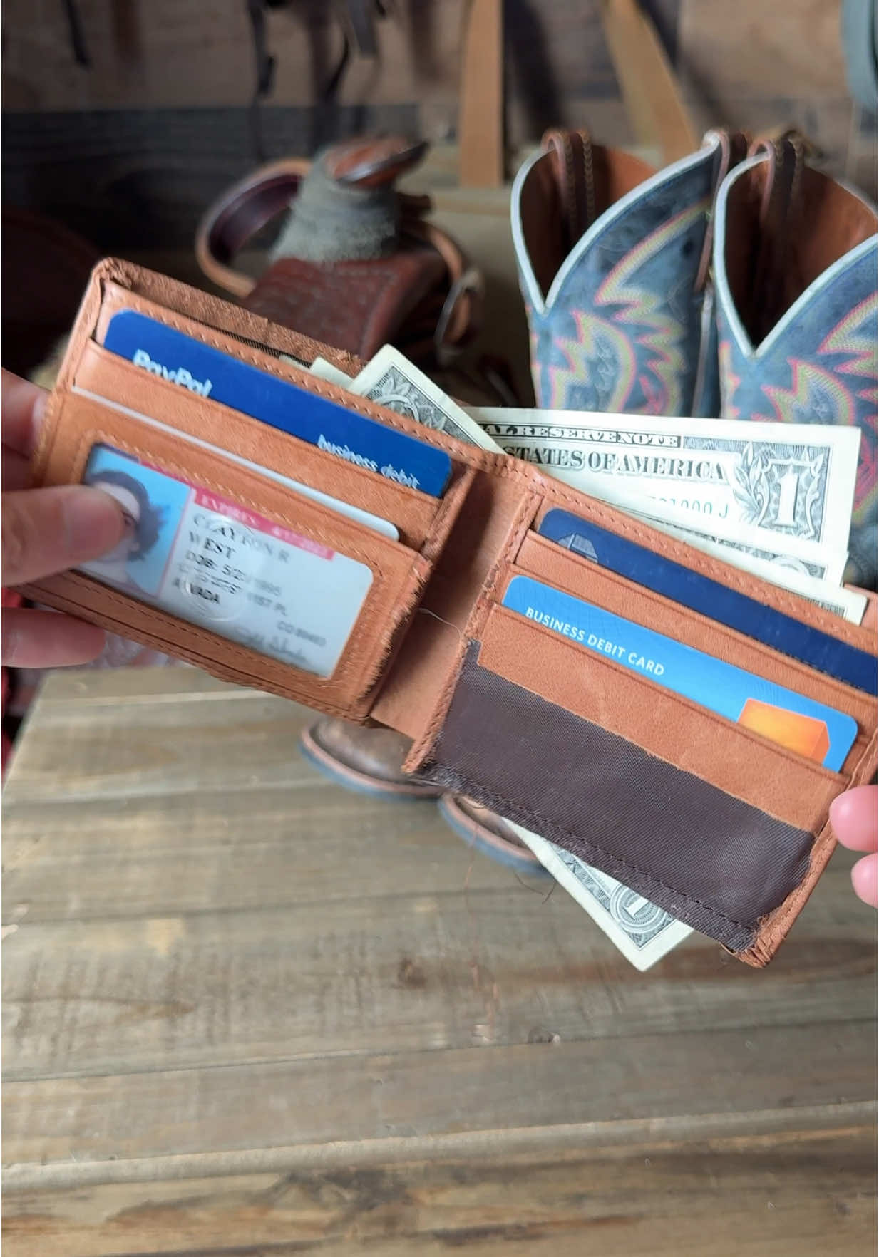 Wallet comparison for our leather Auto Pop-Up Bifold. FYI - the last wallet variant is coming soon!