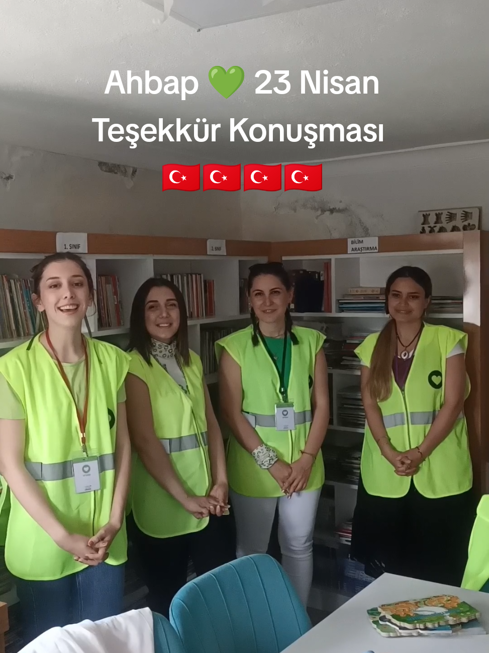Ahbap 💚 köy okulunda cocuklarim gulumsemesiyle neseli bir 23nisan #23nisan #ulusalegemenlikveçocukbayramı kutladik. Burada da baskanlarimla bir tesekkur konuşması yaptik. #ahbap 