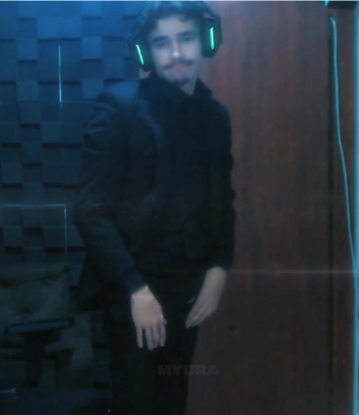 Ele dança muito… 😂🫶 #bistecone #forró #bisteconee #bisteconelive #edits 