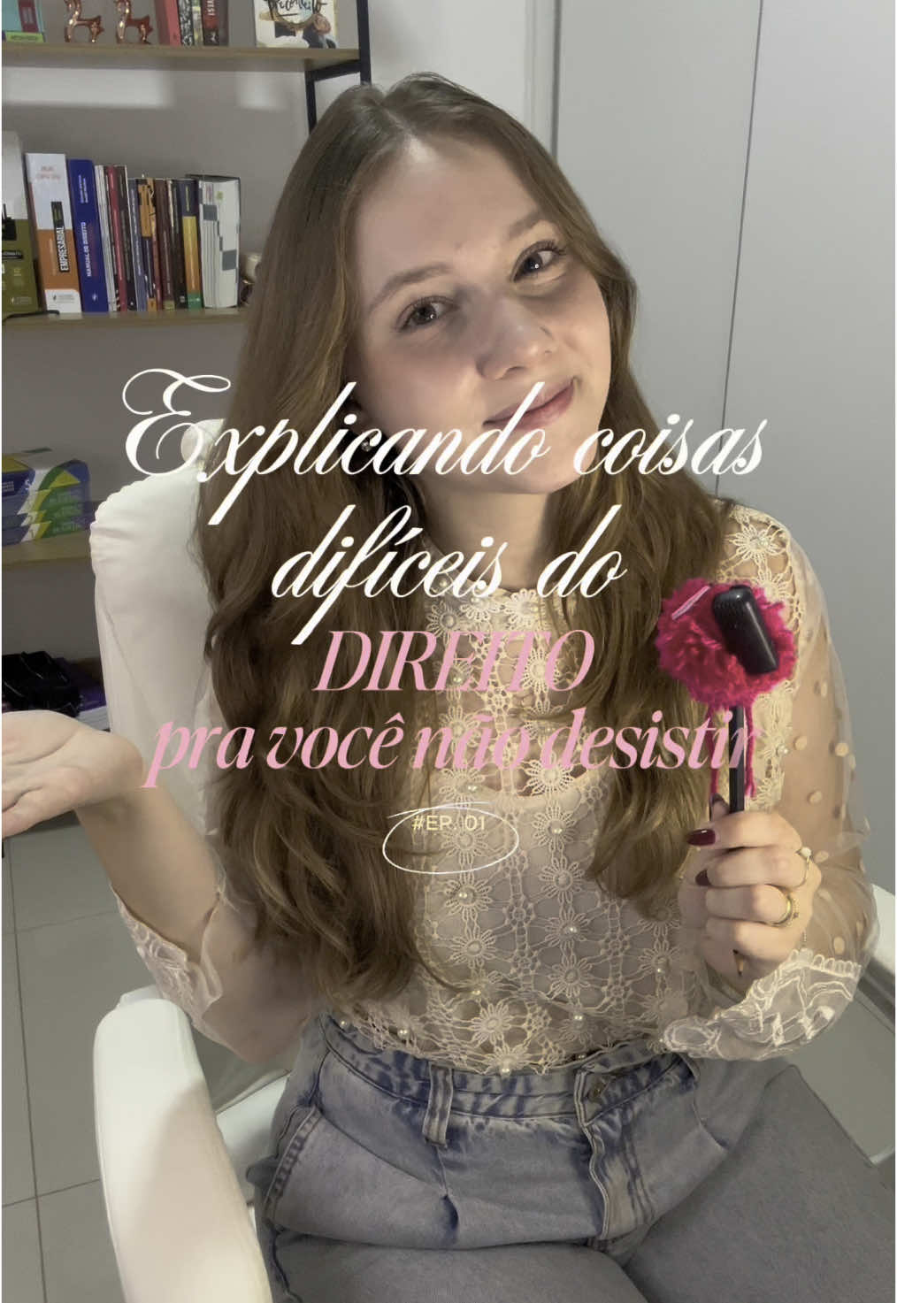 EP. 01 - Explicando coisas difíceis do Direito pra você não desistir 🫠📚 Na minha vida de estudante de Direito eu já quis desistir várias vezes, mas eu quero te mostrar que vale a pena se esforçar mais um pouquinho pra entender esses conceitos que parecem ser super confusos 🥹 COMENTA aqui qual você acha que deve ser o tema do próximo episódio! Haha  #viralvideos #estudos #direito #law #estudantededireito #estagiariodedireito #foryoupage #examedaordem #oab 
