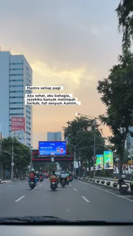Salah satu lagu penyemangat hidup dan doa setiap harinya.. #fypppppppppppppppppppppppp #bcaxyzbca💚💚💚🖤🤞💕 #mantrabahagia 