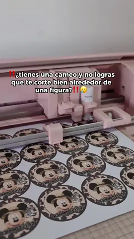 ¿Tu Cameo no corta bien alrededor? Estos 3 tips te van a ayudar. Curso completo en mi perfil. . . . . #CameoTips #SilhouetteCameo #PrintAndCut #ErroresCameo #PapeleríaCreativa #CursoCameo #CameoPrincipiantes #CraftTok #EmprendedorasCreativas