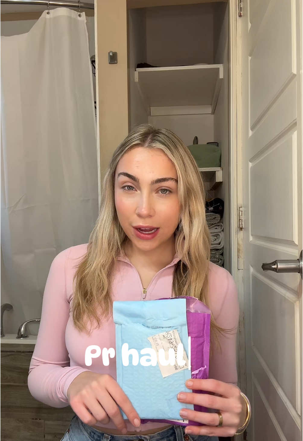 PR from small brands that deserve their moment! ✨🤍 thank you so much !@SomeFrosting @her.sass           #smallcontentcreator #microinfluencertiktok #girly #girlythings #foryouu #viralll #itgirl #prhaul #prunboxing #pr #smallbuisness #contentcreator #influencer #influencerlife #unboxingpr 