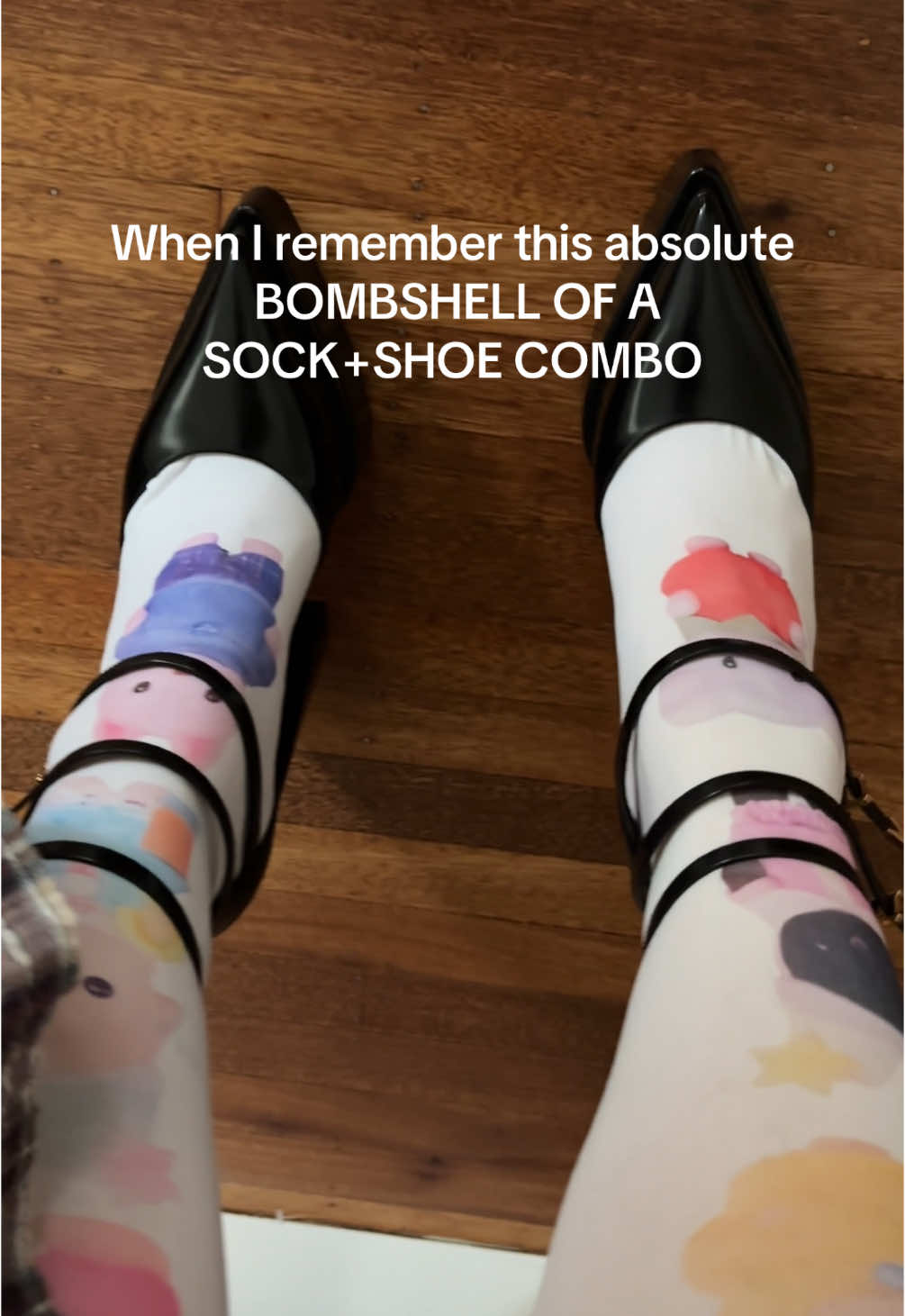 Not only am I basically 6ft tall but I GOT THE COOLEST HEELS AND SOCKS TO GO WITH THEM #fashion #calicocritters #sylvanianfamilies #outfitinspo  #versaceheels #heelsandsocks #outfitideas #fypシ 