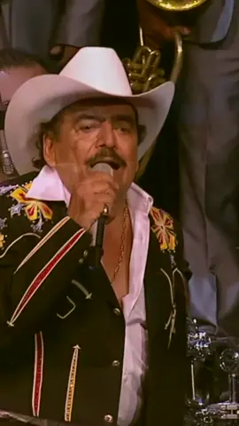 Parte del album #ParaSiempre producido para su buen amigo #VicenteFernández, se desprende este gran tema #LaDerrota, interpretado en vivo por su compositor…