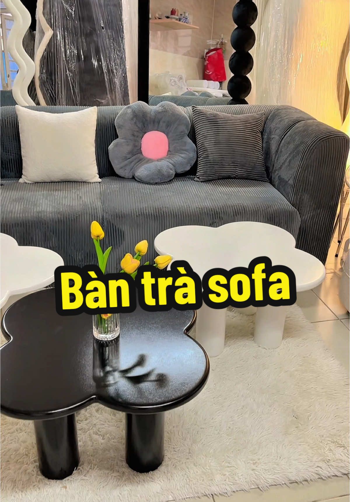 Bàn trà sơn 2k hình, như mang về nhà 1 chiếc lá máy mắn #nhuydecor #bantra #bansofa #bancaphe #bandecor #noithat