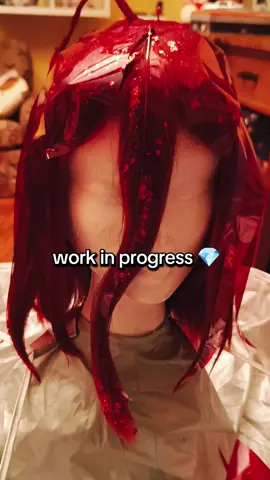 Cinnabar wig in progress ✨💎 . . . #housekinokuni #landofthelustrous #cinnabar #hnk #housekinokunicosplay #cinnabarwig #hnkcinnabar #housekicosplay #cinnabarcosplay 