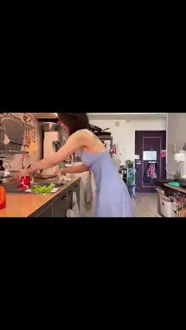 今天的早餐超級好吃！超級好吃 但精華製作部分我竟然通通沒錄到😳