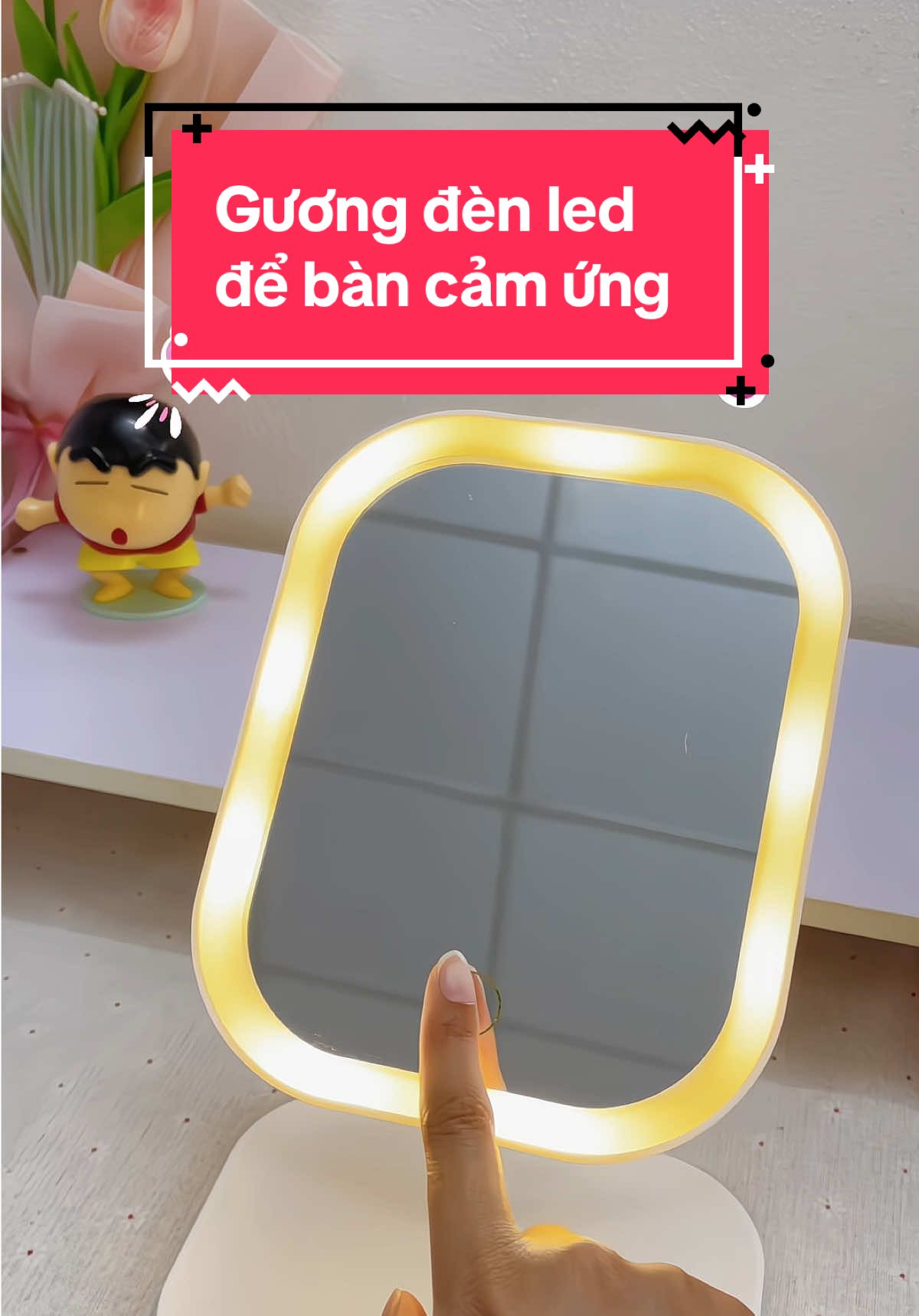 Gương để bàn có đèn led cảm ứng xinh quá nè #saleluongve #2425luongve #salevuichinhhang #guong #guongdenled #guongdenledcamung #seedhouse_ 