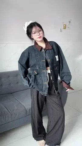 Áo về số lượng lớn nhenn 🖤🖤🛒🛒 #aokhoacdep #aokhoac #xuhuong #xuhuongtiktok #jeandenim #jeans #jean #aokhoacjean 
