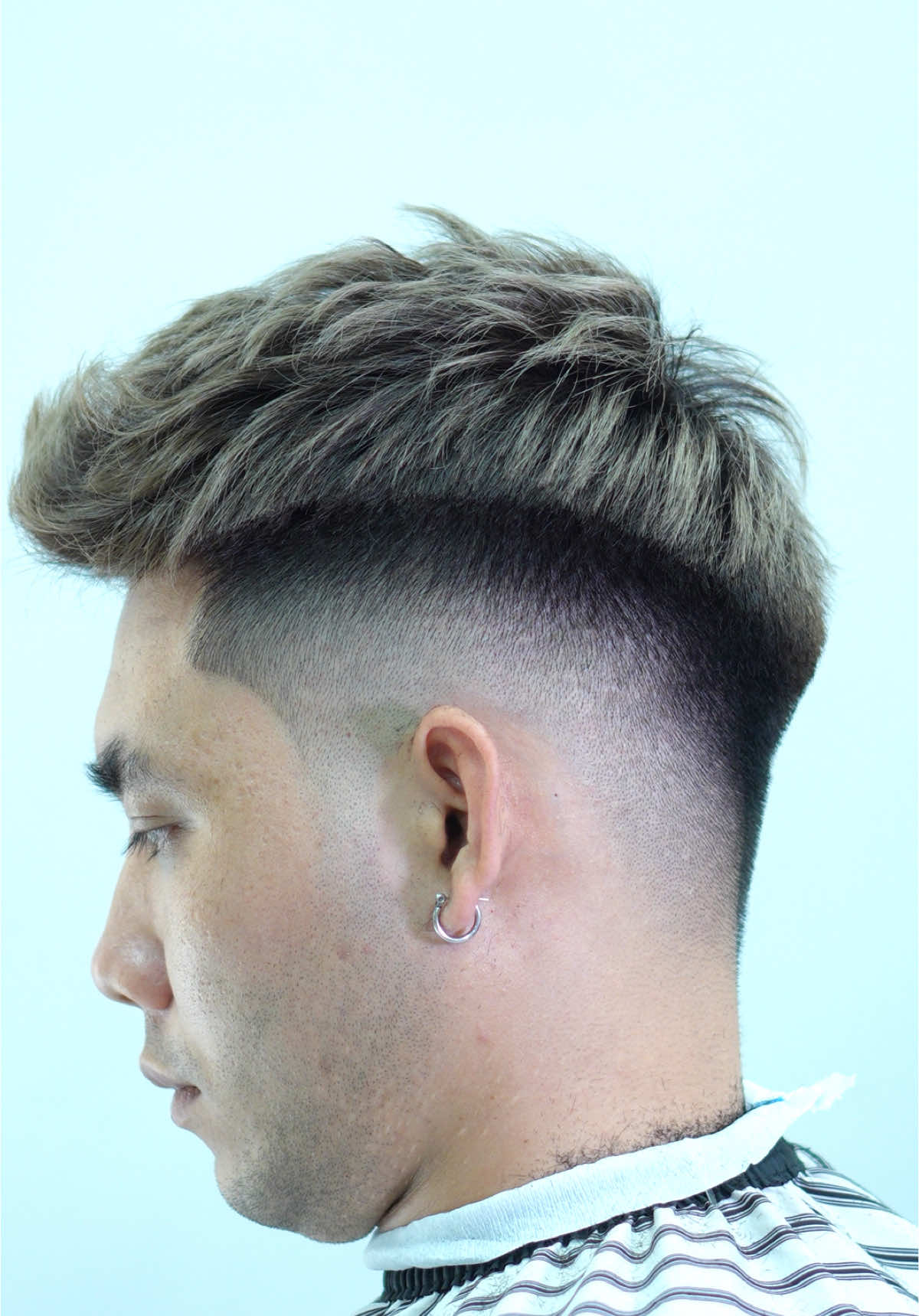 Đi khung viền fade đơn giản choa ae 👌🫶🫶💵🎥🎥🌈#tócnamđẹp #việttrì #fade #2025 #barber #quangbarber 
