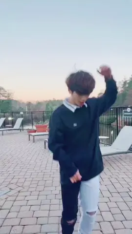 STEP BACK #beomhan #memyselfandi #fyp #kpop 