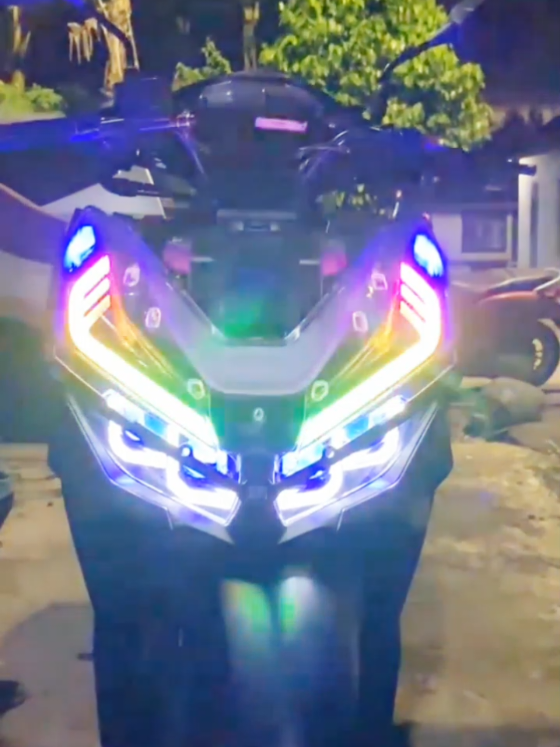 Headlamp Fullset Projie Biled Ayoto Vario 125 150 Led Baru PNP Tinggal Colok #headlamp #headlampvarionew #headlampbiled #biledprojector #biledayoto  #lampumotormodifikasi #vario125 #vario150 #variolednew #variomodifikasi #varioproper #varionistyindonesia #modifikasimotor #variasimotor #sukucadangmotor #sparepartmotor #aksesorismotor #megaguncang1212