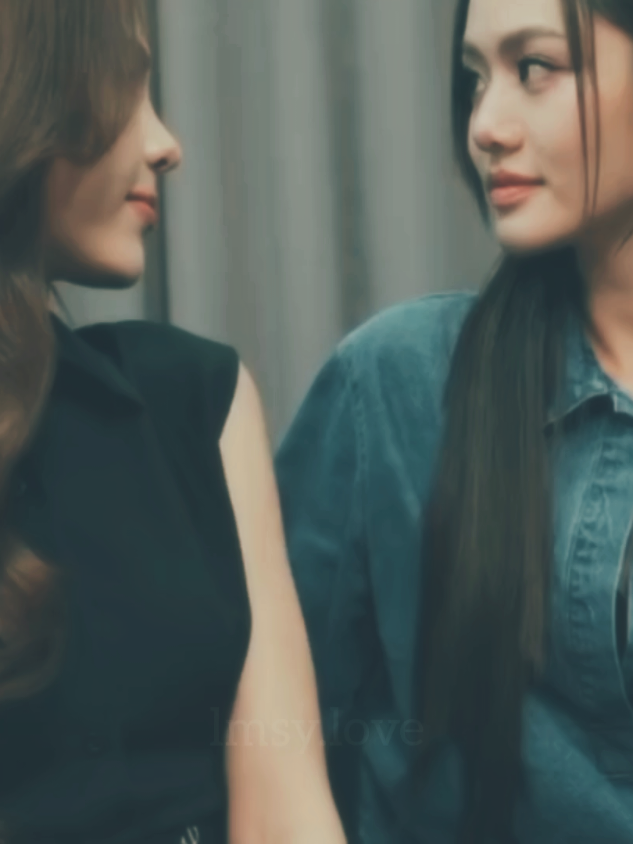 Never stop looking at each other like that🥹🫰🏼👭🏻 @LMlookmhee @sonya  #lmsy #ลูกหมีซอนญ่า #SonyaSaranphat #LmLookmhee #lmsybesties #ไทยรัฐออนไลน์ 