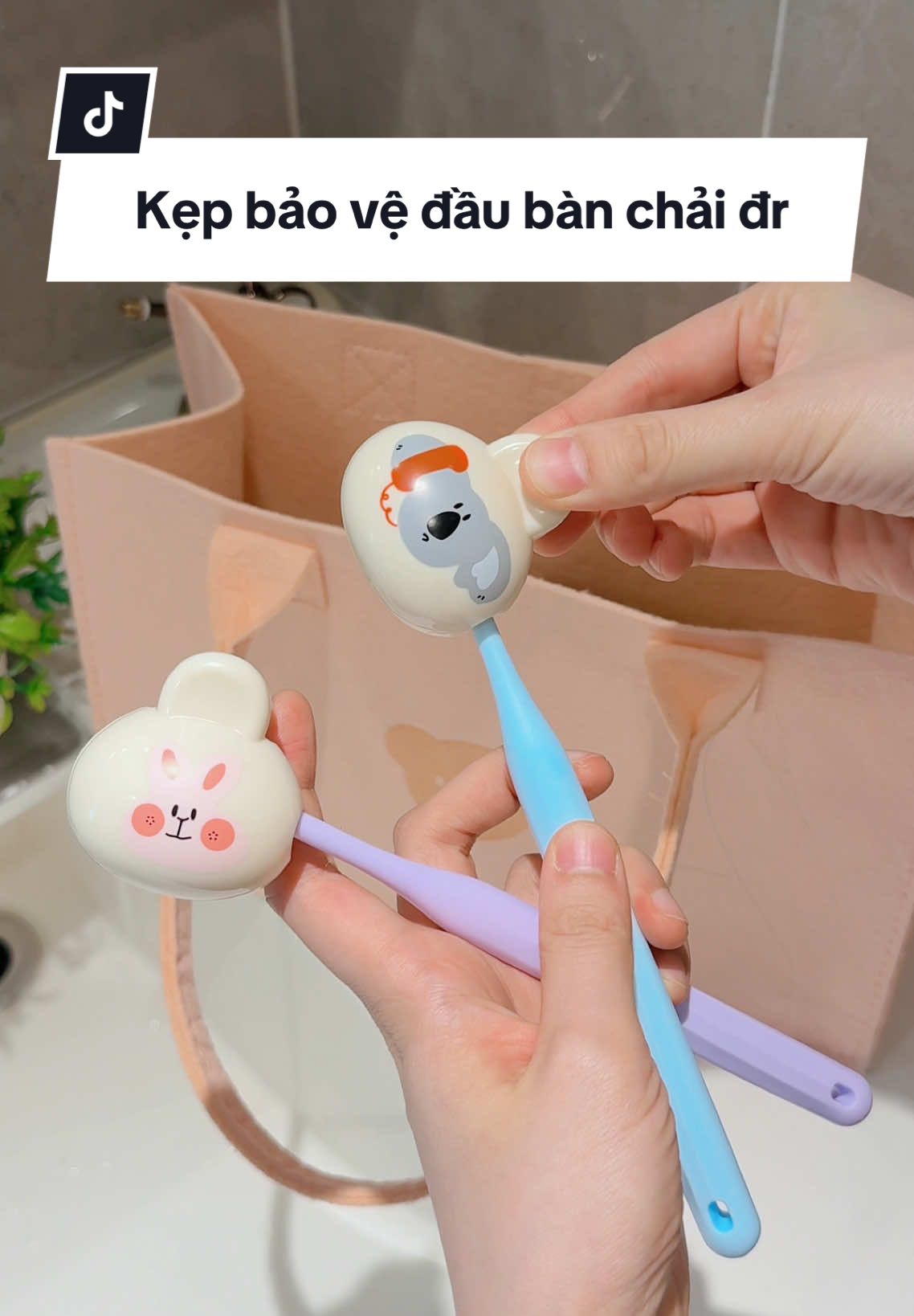 Kẹp bảo vệ đầu bàn chải đr mang đi du lịch  #kepbaovebanchaidanhrang #hopbaovebanchaidangrang #banchaidanhrang #decorsiuxinh #giadungtienich 