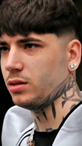 DOVEVI VEDERE COME SONO SCAPPATI@shivaofficial @Milano__Ovest #freeshiva🕊️⛓️ #videoclip #shiva #ritorno #milanoangels #hit #milanovest #trend 