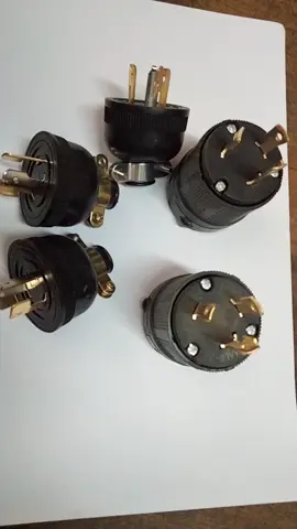 para sa mga #generator natin jan na kailangan ng #plug 