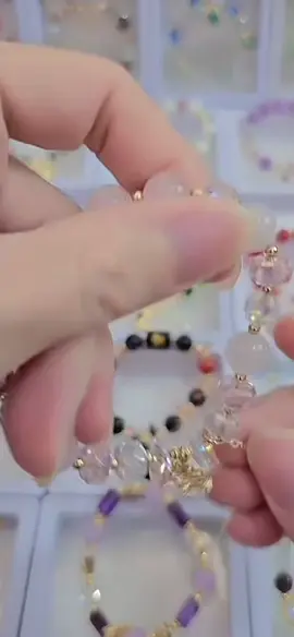 #fyp #fypシ #fypage #gelangpembawarejeki #gelangkesehatan #gelangbatualam #dayatarik 