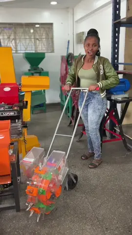 Planting seeds machines #oasis #machine #plants #plantingtrees #plantingseeds #plantmachinery #fyp #foryu #tred #tredingvideo #trendingtiktok #tik_tok @mirryA 