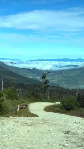🌈⛰️✨ #masukberandafypシ  #papuapegunungan🏔 