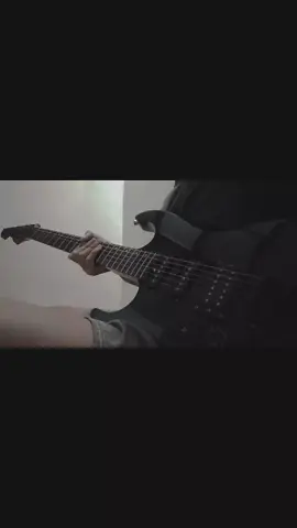 first time trying master of puppets#fyp #fyppppppppppppppppppppppp #superstrat #fypシ゚ #electricguitar #jastenmusic #fypviral #guitarsolo #fypシ゚ 