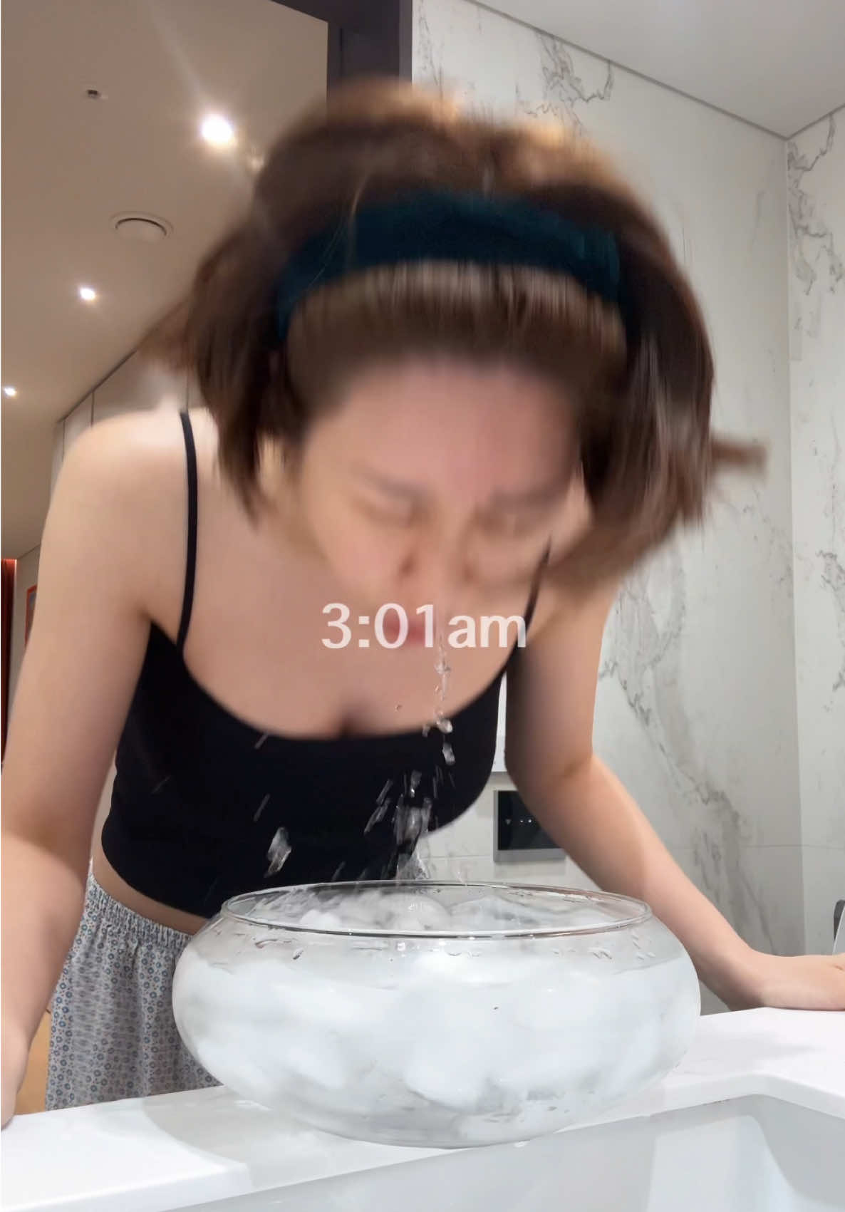 Daily Routine🤣 (if u believe me..) inspired by @Ashton Hall  #morningroutines #DailyRoutine #공영홈쇼핑 #스타일렛츠고  🎥매주 목요일저녁7:40