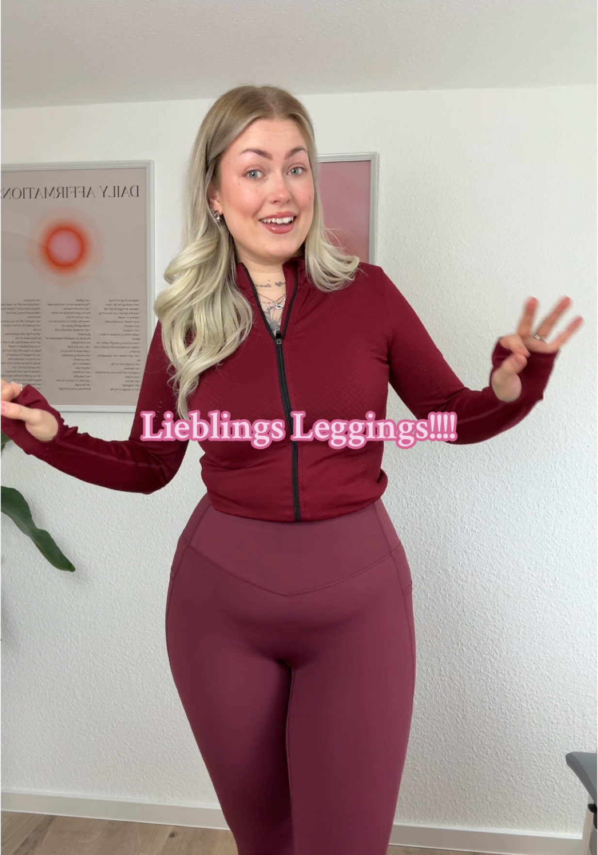 Ich liebe die leggings!!!!!! #lenaraselflove #lenaramadlin #confidenceboost #girlssupportgirls💞 #girlgirl #curvyfashion #halara #halarahose #halara_de 