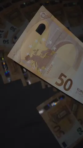 Want money ? Go in BIO. #wifimoney #euro50 #pourtoi #anyme023 