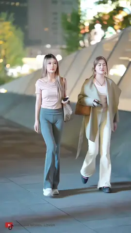 #chinesestreetfashion #streetfashionstyle #stunninggirl #douyinchinesegirl #douyin #tiktok #beautifulgirl #chinesebeauty #model #StreetFashion #fyp #douyinfashionstreet #streetfashiongirl #beautifulchinesegirl #dressstyle #cutegirl #Chinesegirl #pretty #chinesemodellover #chinesegirllover 